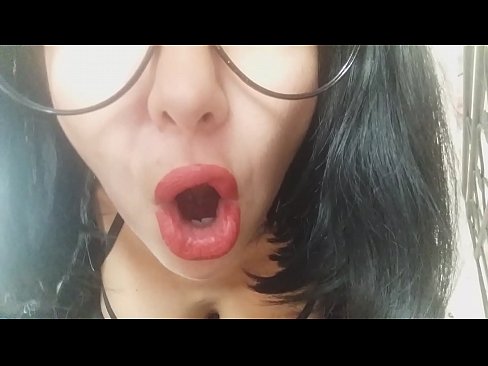 ❤️ Dragă, mama ta vitregă nu te lasă să te duci la școală azi... Am prea multă nevoie de tine... ️ at us ☑